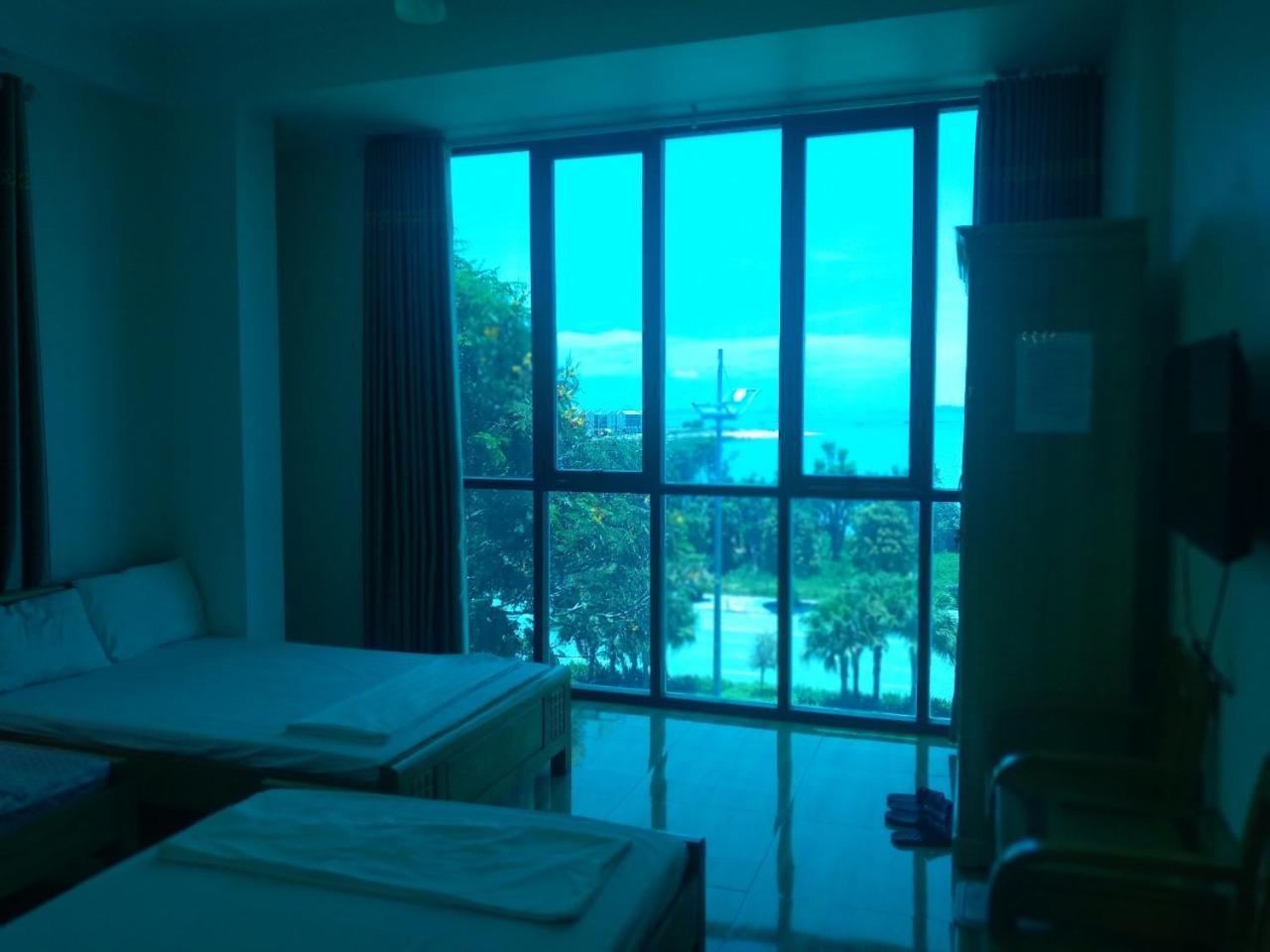 Gate Tuan Chau Hotel Ha Long Exterior photo